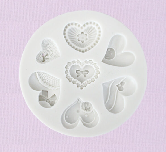 Caking It Up - Fancy Love Hearts Silicone Mould