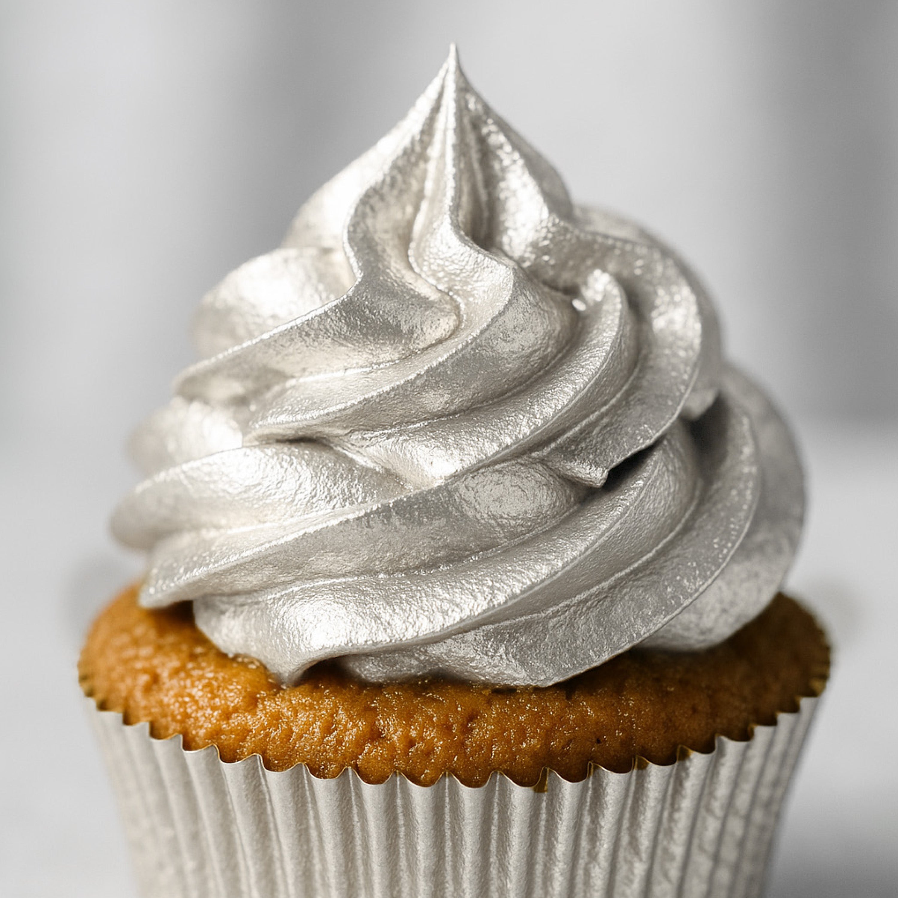 Over The Top Metallic Food Spray 48g Pearl