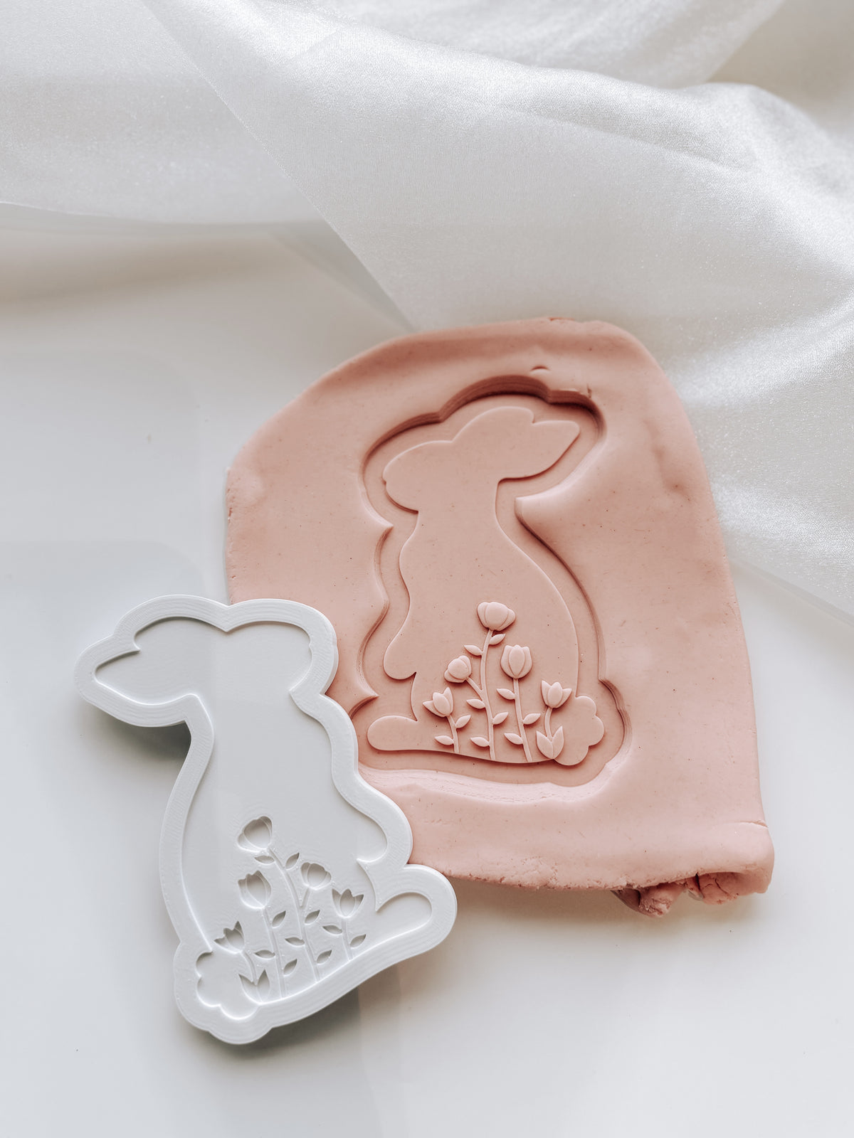 Boss Embossers - Bunny Silhouette with Tulip details Debosser and Cutt ...