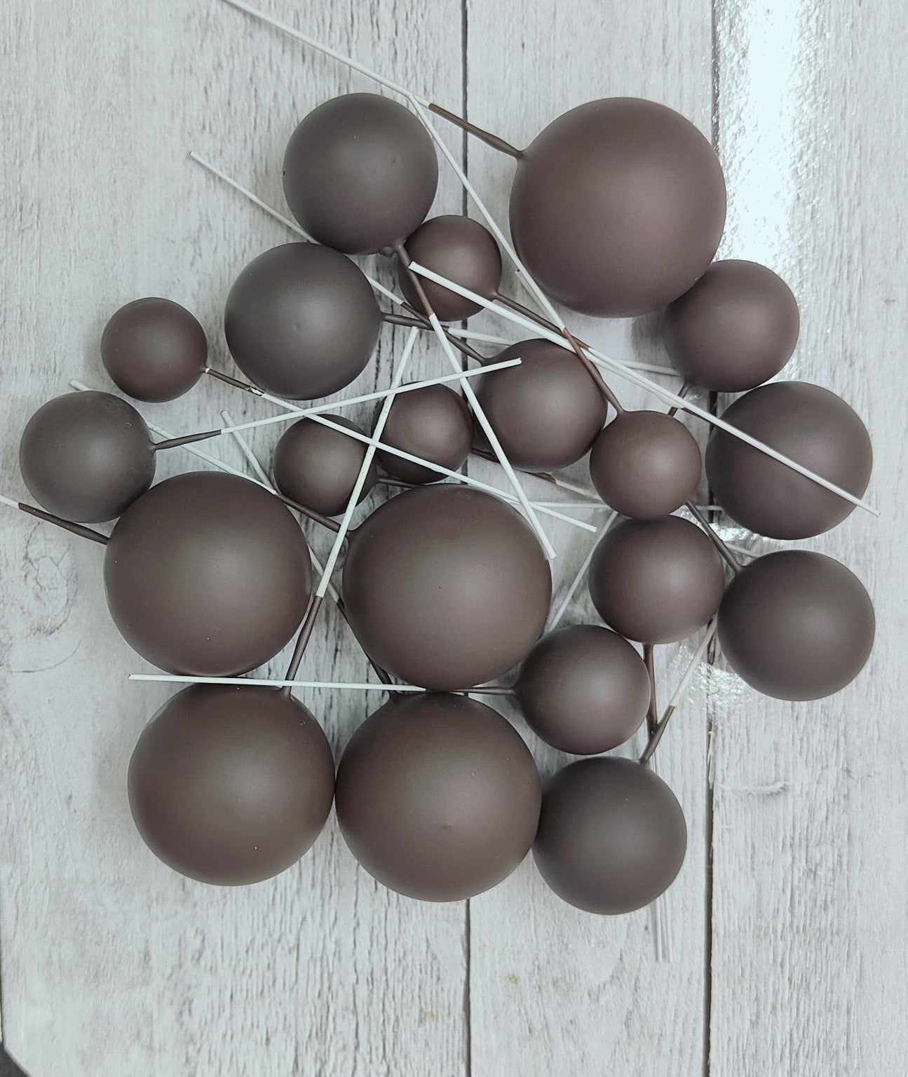 Cake Ball Toppers 20pc Mixed Sizes - Brown