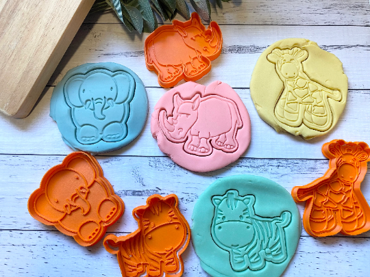 Boss Embossers - Safari Animal Cookie Embosser Pack and Cutters