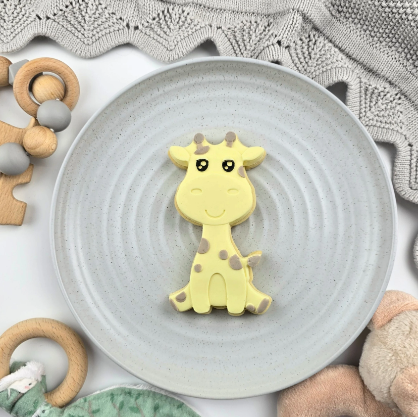 Custom Cookie Cutters - Giraffe Cutter & Embosser