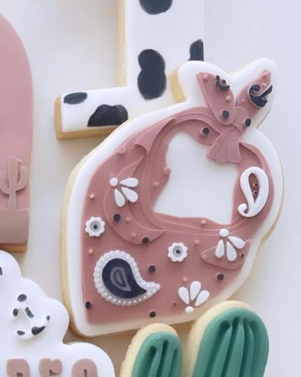 Boss Embossers - Paisley Print Bandana Stamp and Cutter