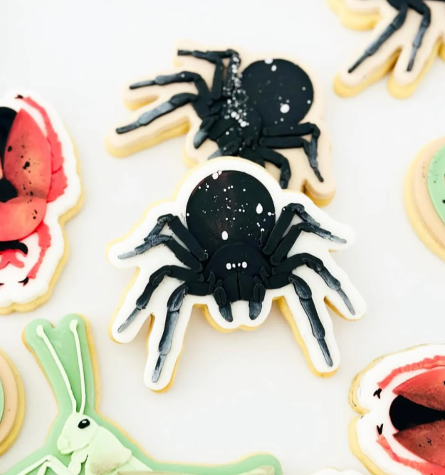Boss Embossers - Realistic Spider Stamp & Embosser — Cake Tinz n' Thingz