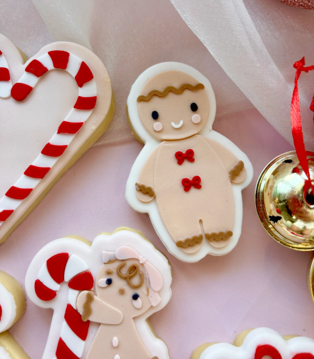 Boss Embossers - Cute Gingerbread Debosser Stamp and Cutter