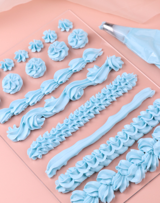 Loyal No.884 Drop Flower Piping Tip