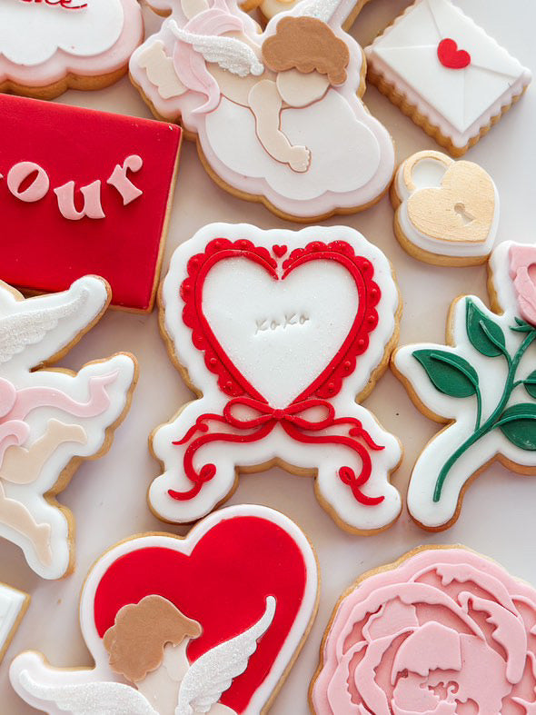 Boss Embossers - Vintage Heart with Bow Frame (Blank) Debosser and Cutter