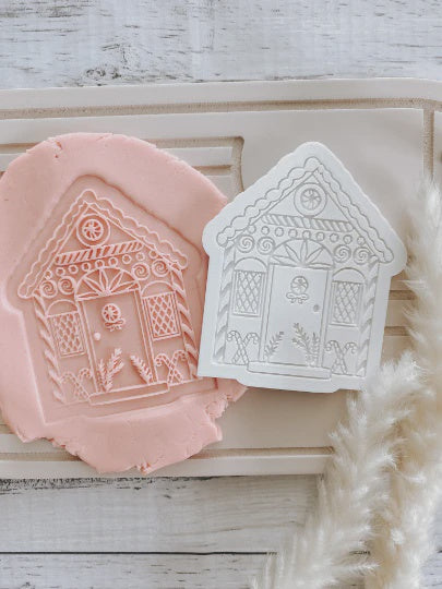 Boss Embossers - Gingerbread House Stamp and Cutter