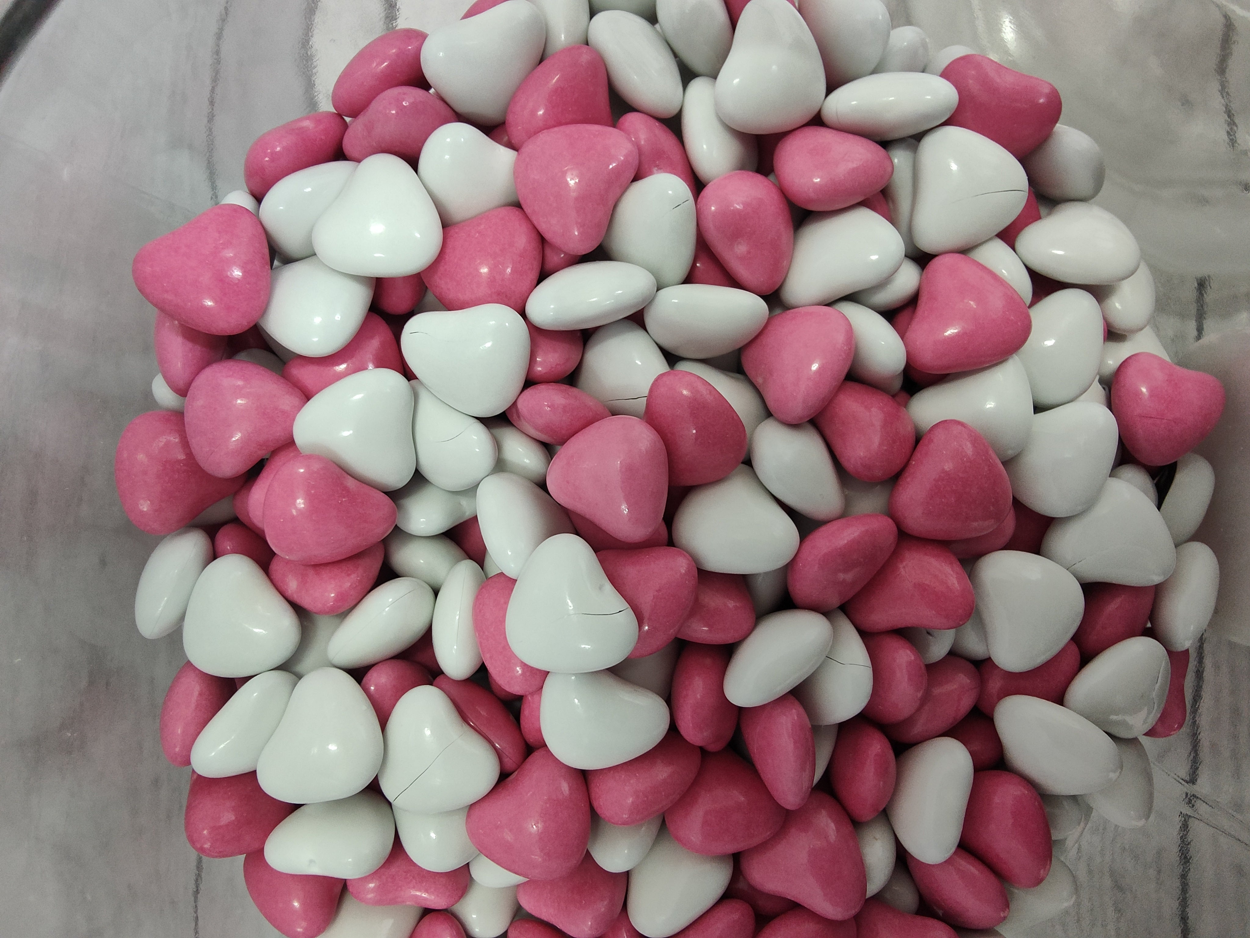Pink & White Chocolate Hearts 100gm