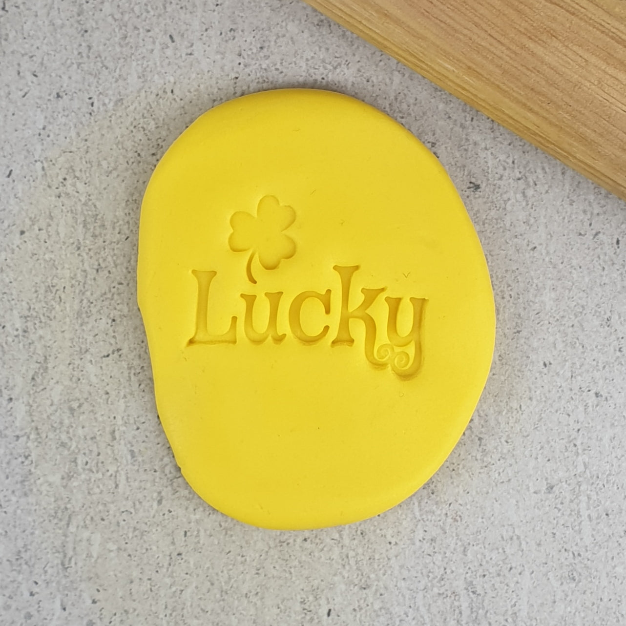 Custom Cookie Cutter Lucky (Shamrock) Embosser
